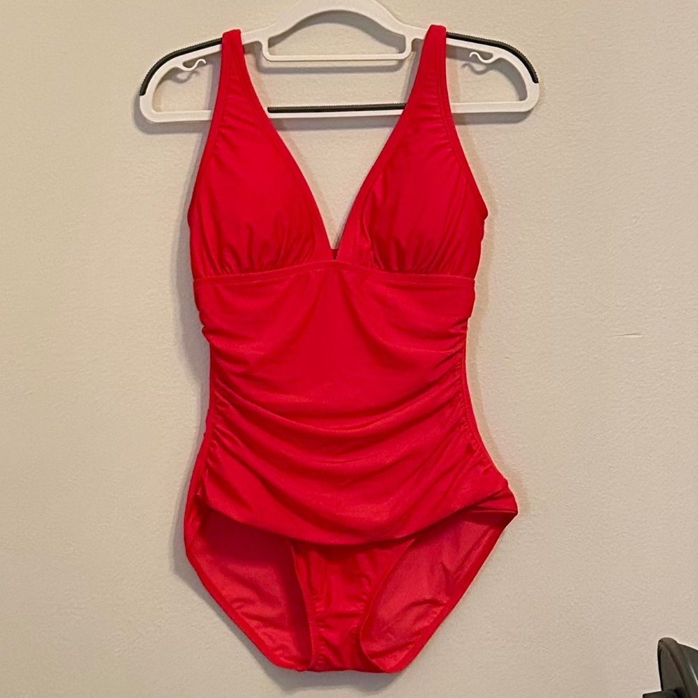 OCEAN BLUES, NWOT, Women’s Red Bathing Suit, Size Small